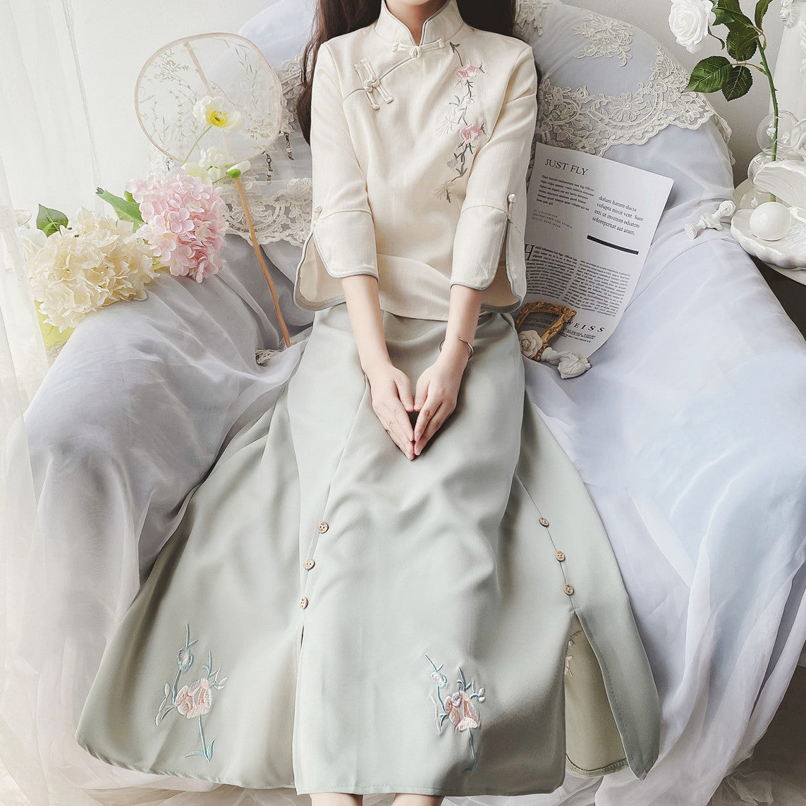 New style of embroidered girl’s Hanfu
