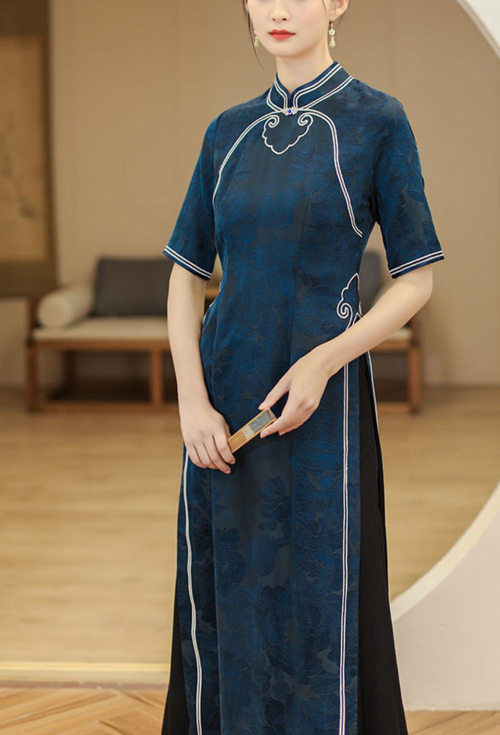 Chinese jacquard cheongsam tea dress